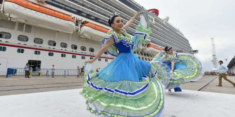 Se recibe el primer crucero en Mazatlán desde inicios de la pandemia