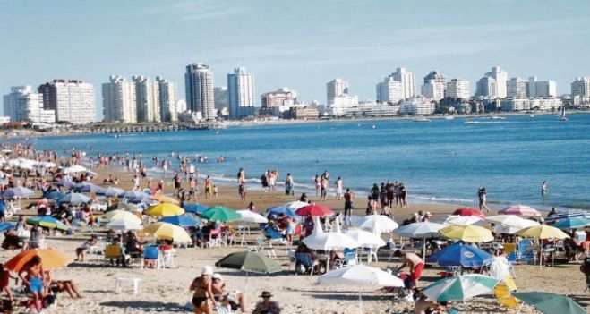 Uruguay permitirá el ingreso de argentinos vacunados con Sputnik V para revivir el turismo | Diario de Cuyo