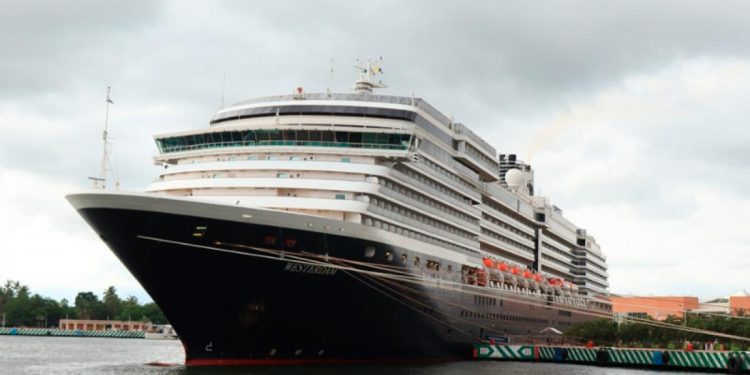 Arriba a Vallarta crucero Westerdam; estará aquí 16 días