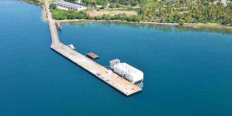 Convertirán Arroyo Barril en un puerto de cruceros y un parque temático - Spanish Version