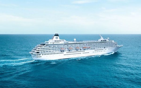 Crystal Symphony zarpa en primero de cuatro Luxury Bermuda Escapes de siete noches