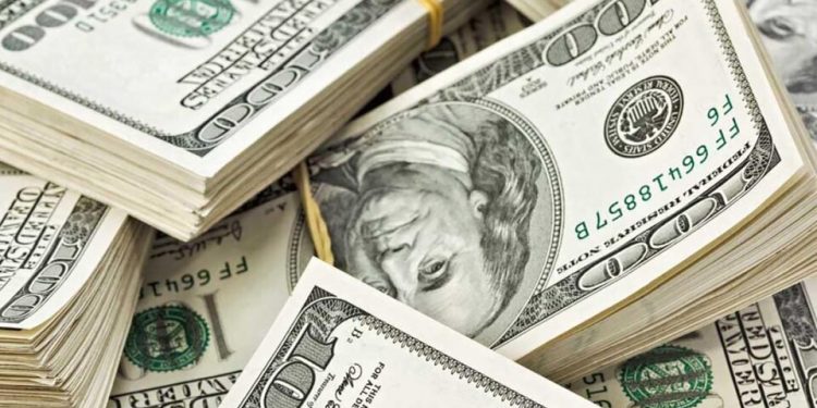 Dólares: Más demanda para ahorro, menos por viajes | Ventas de divisas por u$s 249 millones en julio a particulares