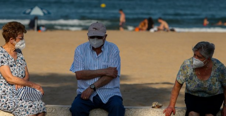 El Gobierno mantiene su idea de iniciar los viajes del Imserso en octubre