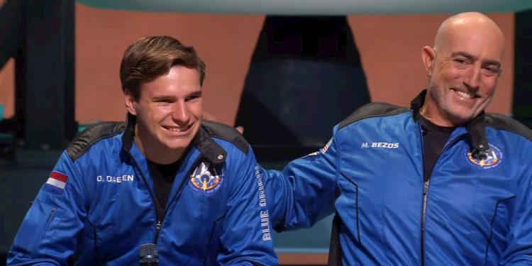 El joven que viajó al espacio con Bezos nunca ha comprado en Amazon
