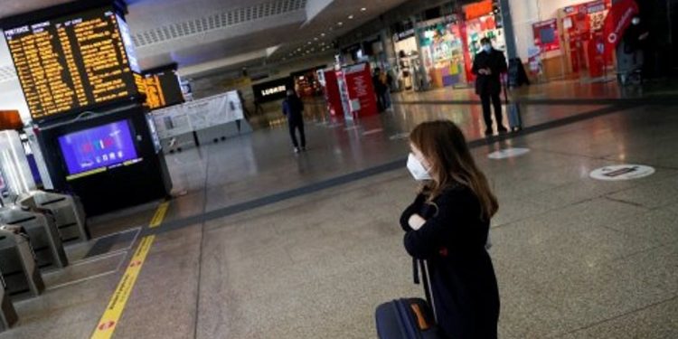 Estudio revela que vuelos de viajeros frecuentes se recuperarán 61% el próximo año