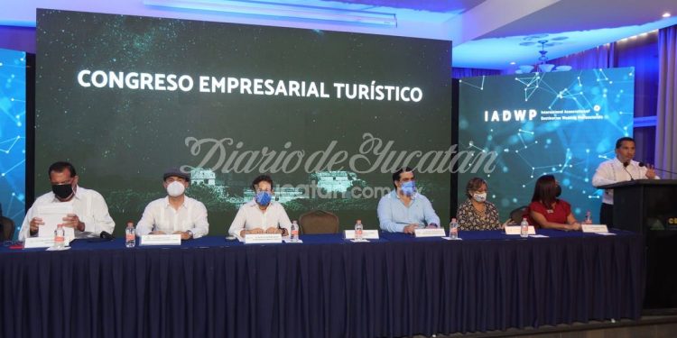 Inauguran el Congreso Empresarial Turístico de Yucatán