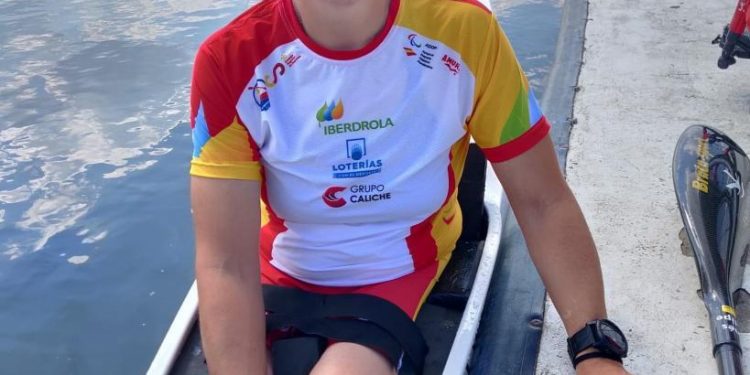Ins Felipe es nica: primera piragista espaola en competir en unos Juegos Paralmpicos