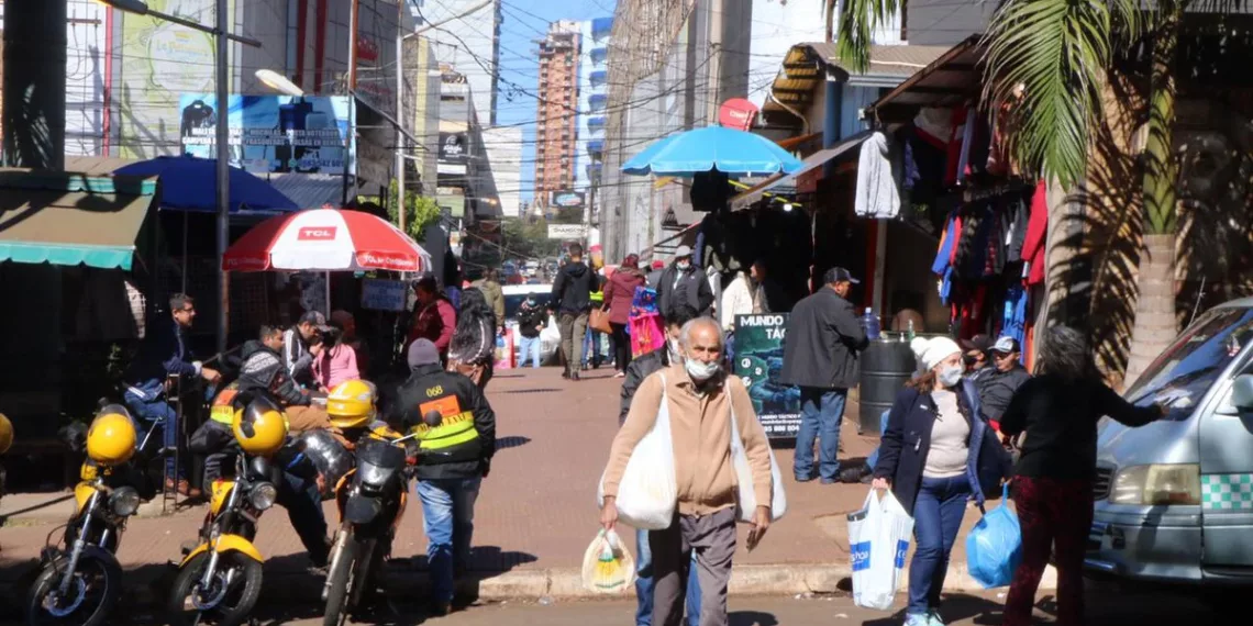 La Nación / Julio fue el mejor mes del año en el comercio de CDE y la perspectiva es de ascenso