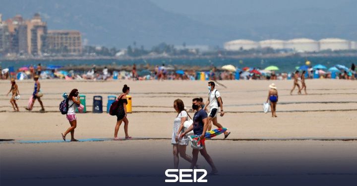 La Unión de Consumidores recomienda reservar los viajes en sitios de confianza para evitar estafas | Radio Valencia
