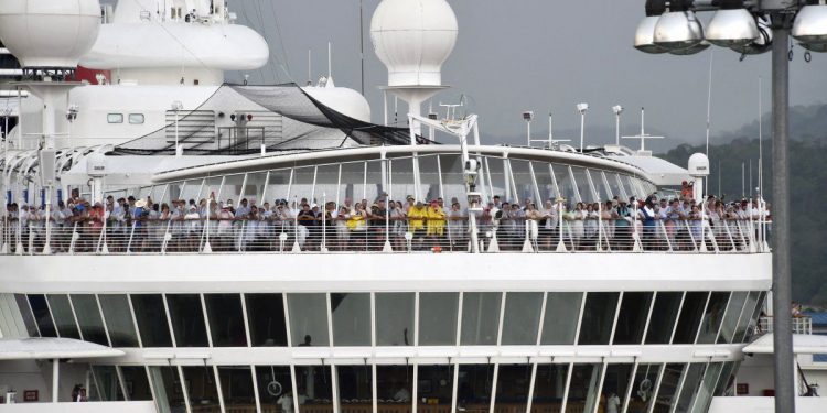 Minsa ordena reactivación de operación de embarcaciones como cruceros, minicruceros y naves de gran calado