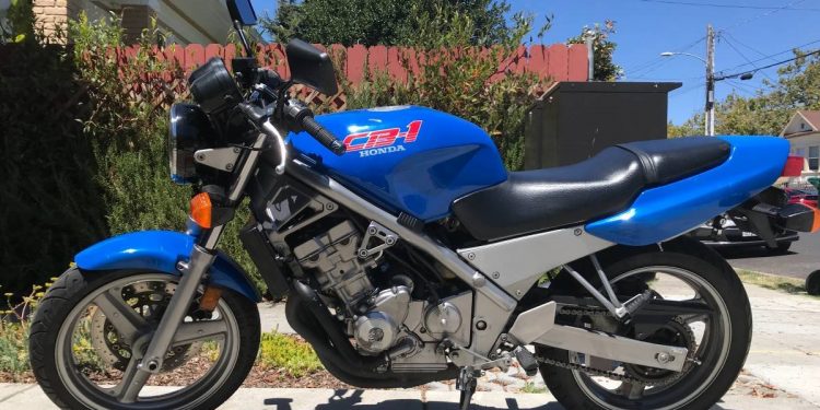 Moto de ensueño: Honda CB-1 400 de 1990 por poco más de 2000 euros