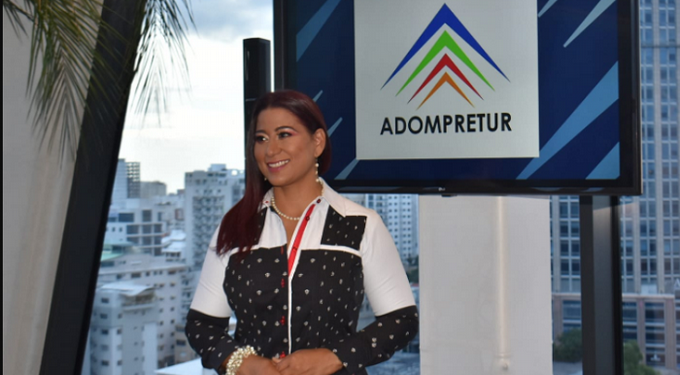 Yenny Polanco Lovera promete fortalecer Adompretur