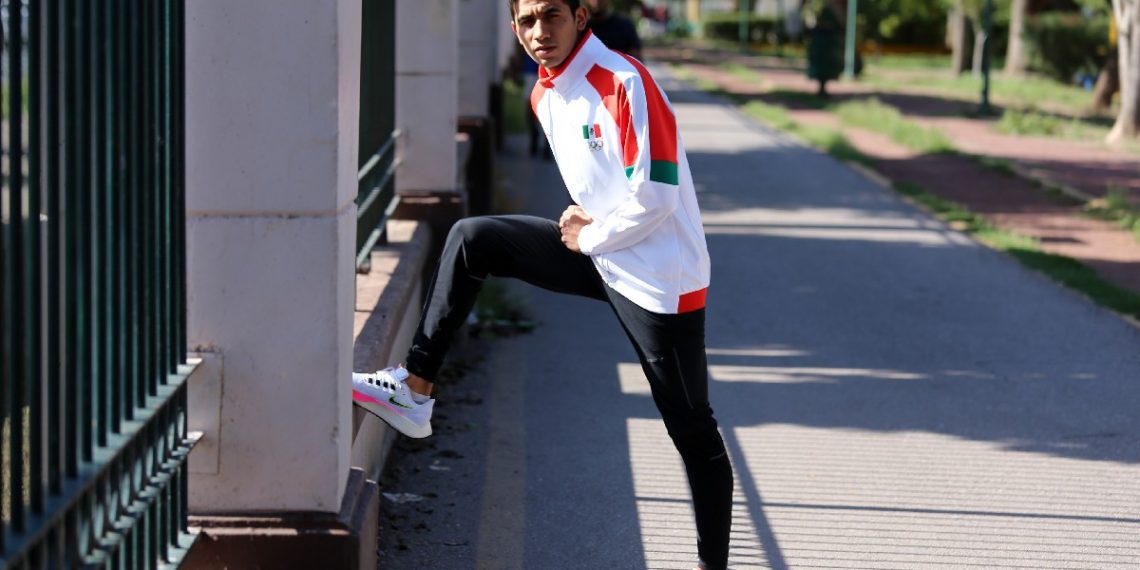 París 2024. Juan Joel Pacheco, maratonista lagunero se prepara