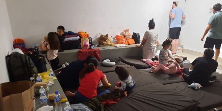 Piden familiares de 28 turistas rusos cárcel para agentes del INM