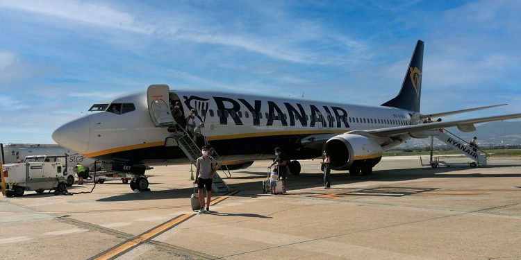 Ryanair deja de admitir el "check-in" de esta agencia de viaje • GasteizBerri.com