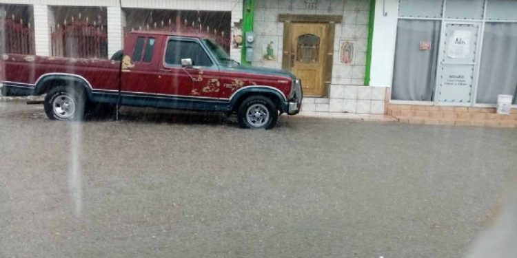 Lluvia en Nuevo Laredo