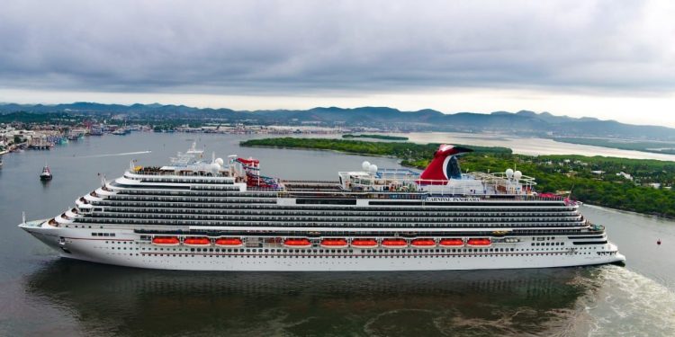 Tour operadores se benefician con llegada del Crucero Carnival Panorama a Mazatlán