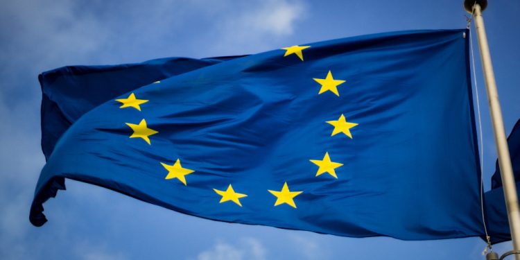 Unión Europea vuelve a limitar viajes turísticos desde EE.UU. e Israel