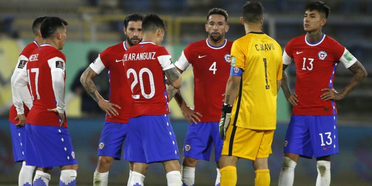 Viajes y aclimatación: el plan de la Roja para la fecha triple