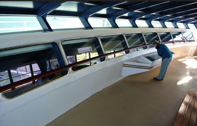 Los cruceros de Royal Caribbean son los más grandes del mundo, auténticas ciudades flotantes capaces de transportar entre 5.000 y 6.000 pasajeros en su capacidad máxima.