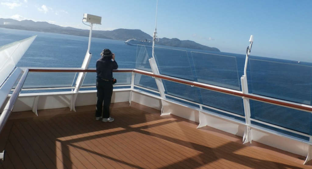 Los cruceros de Royal Caribbean son los más grandes del mundo, auténticas ciudades flotantes capaces de transportar entre 5.000 y 6.000 pasajeros en su capacidad máxima.