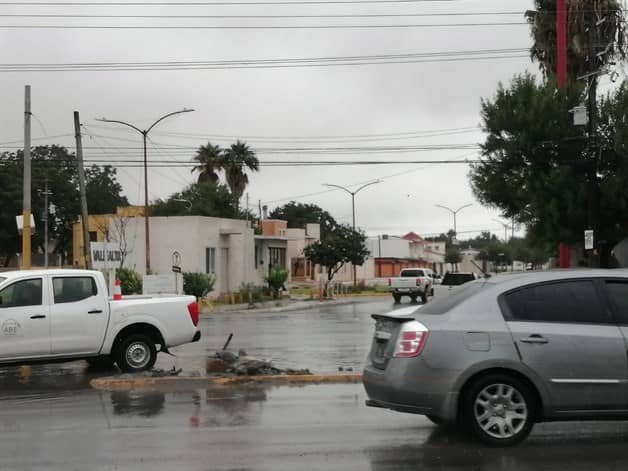 Se queda crucero de Bulevar Hidalgo sin semáforo; es un peligro transitar