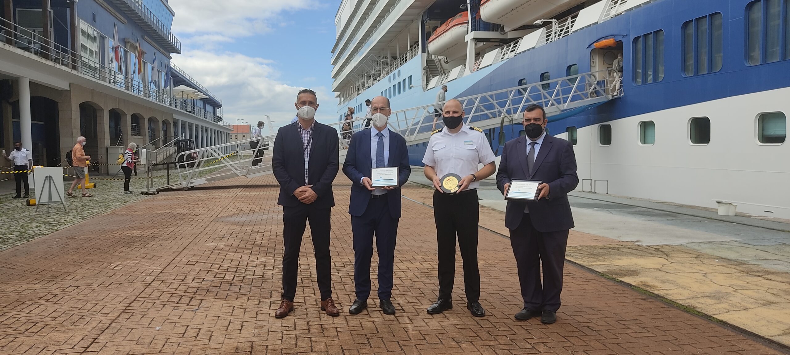 El puerto de Vigo también se suma al "festín" de cruceros