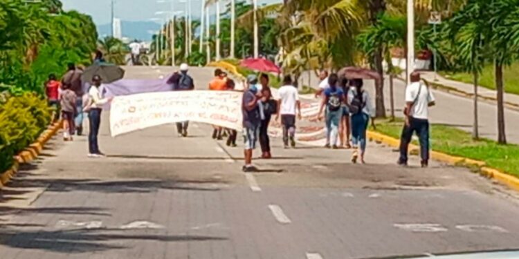 Cerrarán crucero de Sam´s debido al paso de manifestantes