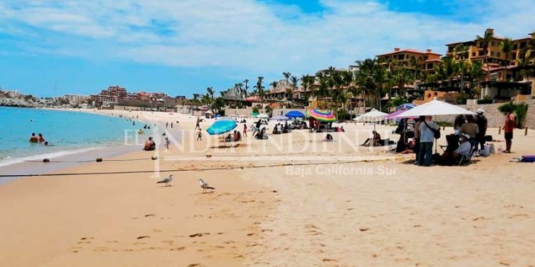 Ambientalista cabeño dice tener la solución para bajar contaminación en los mares