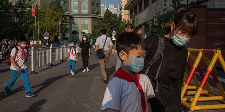 Arranca la "vuelta al cole" en China, tras un verano de rebrotes