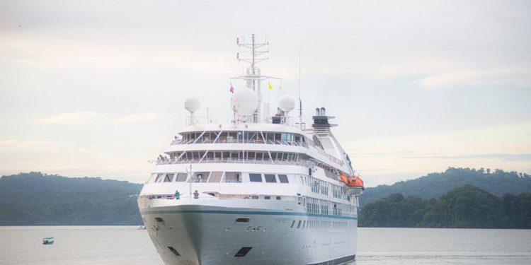 Atraque del Star Breeze en Golfito, con 132 pasajeros a bordo, puso fin a 17 meses sin cruceros – La Nación