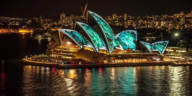 Australia extiende prohibición de viajes hasta diciembre