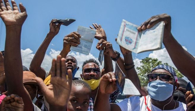 Bolivia dará residencia temporal a los migrantes irregulares