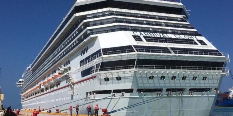 Carnival Cruise Line pone a disposición el Carnival Glory para apoyar recuperación de Nueva Orleans tras huracán Ida