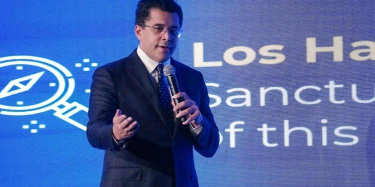 Collado, a la caza del turismo estadounidense: promueve al país ante 200 agencias de viajes - Noticias de turismo