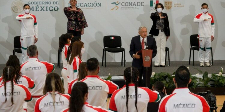 Conade recorta becas a atletas olímpicos pese a cumplir metas en Tokio