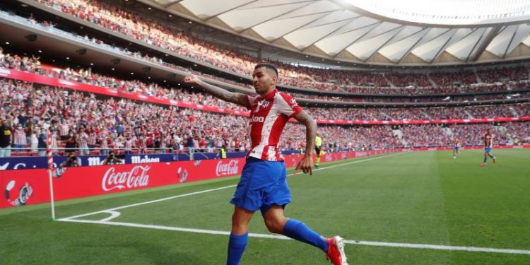 Correa pone la velocidad de crucero y alcanzará los 50 goles con el Atleti. EFE