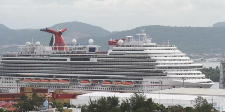 Crucero Carnival Panorama visita Mazatlán