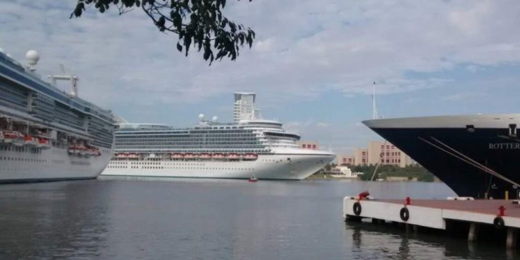 Cruceros que llegan a Jalisco respetan los protocolos internacionales