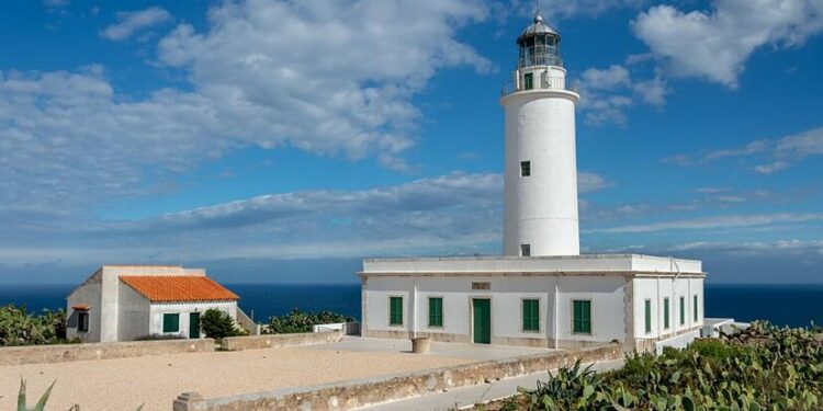 De Formentera a Lisboa, el lujo de viajar fuera de temporada