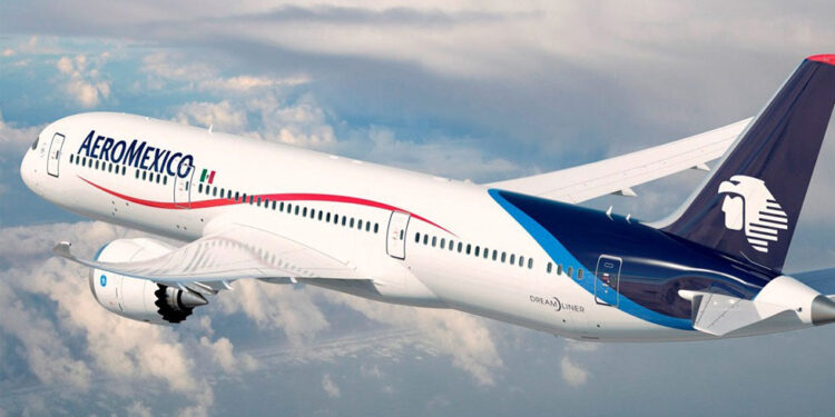 Despiden personal de Aeroméxico aquí