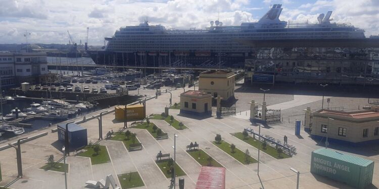 Detectados dos positivos en un crucero con escala este lunes en el puerto de A Coruña