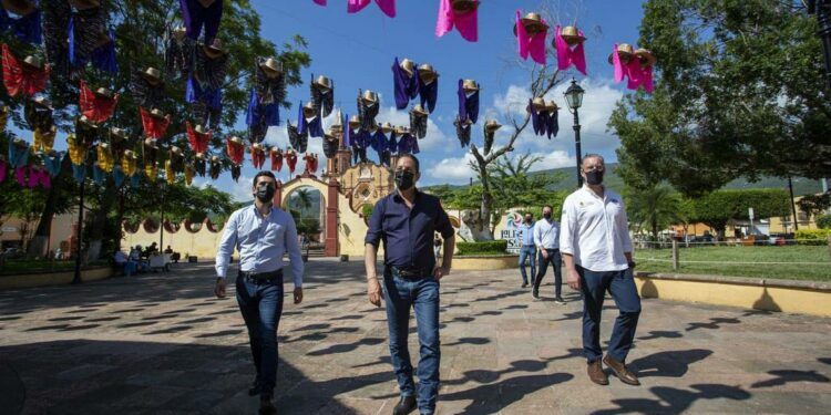 Domínguez resalta la estrategia "Conectando Querétaro" - Diario de Querétaro