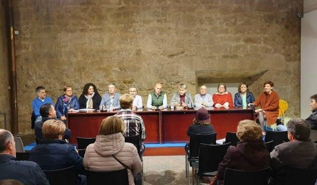 reunión vecinal vecinos ayuntamiento de león barrios participación
