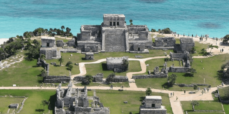 El Caribe mexicano sigue imparable aun con pandemia: Carlos Joaquín