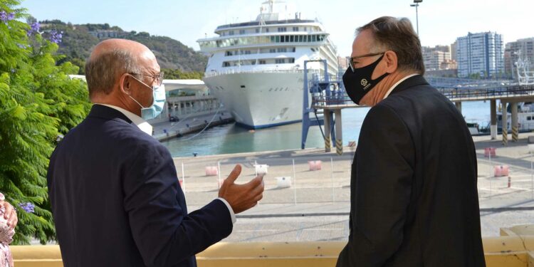 El Puerto de Málaga y la ciudad de Melilla comparten sinergias para promover el turismo de cruceros