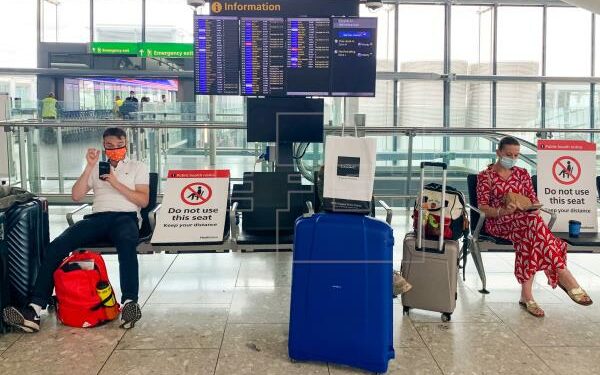 El R.Unido hará cambios para los viajes internacionales