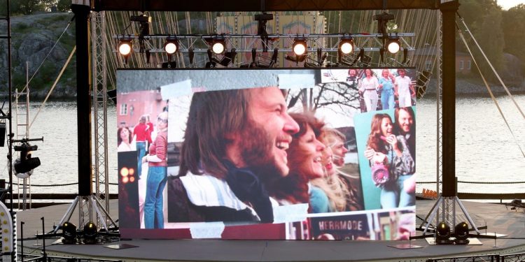 El "viaje" musical de Abba continúa cuatro décadas después
