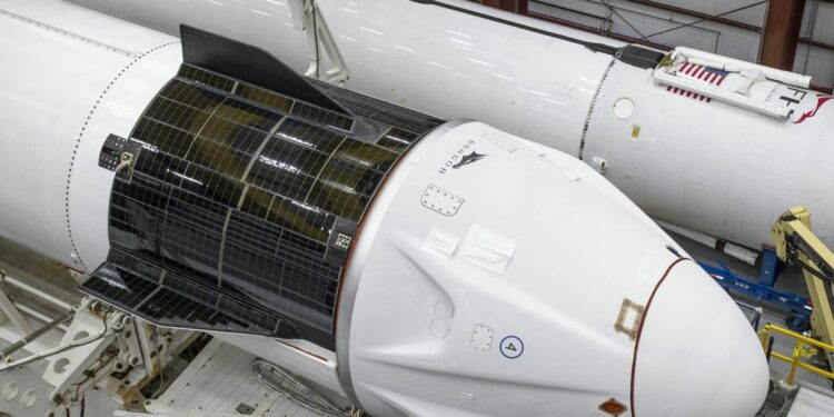 Inspiration4 viaja al espacio: a qué hora despega la Crew Dragon y cómo ver el vuelo de SpaceX