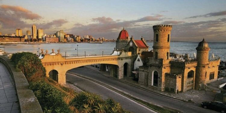 Jubilados tendrán reintegros del 70% en viajes, ¿cómo acceder al beneficio?